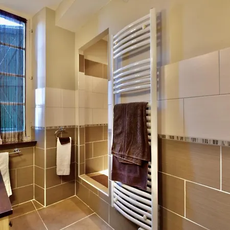 Chateau Du Vergnet לינה וארוחת בוקר Fiac