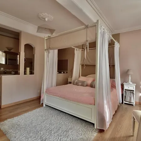 Chateau Du Vergnet * Fiac