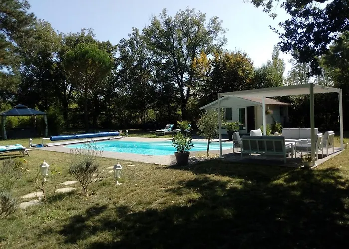 Chateau Du Vergnet Bed & Breakfast Fiac