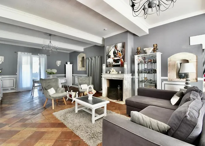 Bed & Breakfast Chateau Du Vergnet Fiac