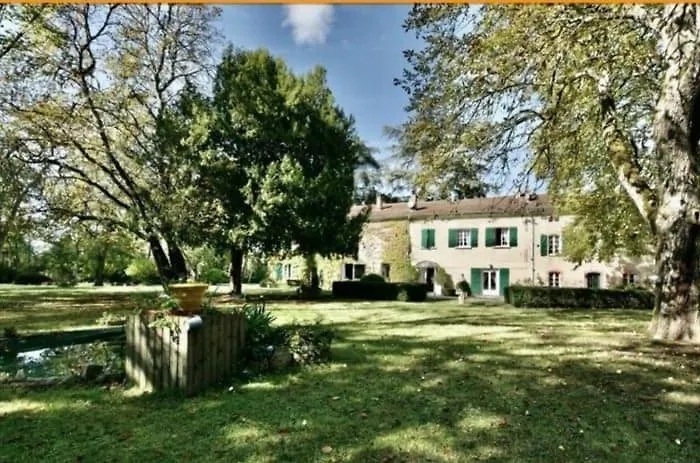 Bed & Breakfast Chateau Du Vergnet